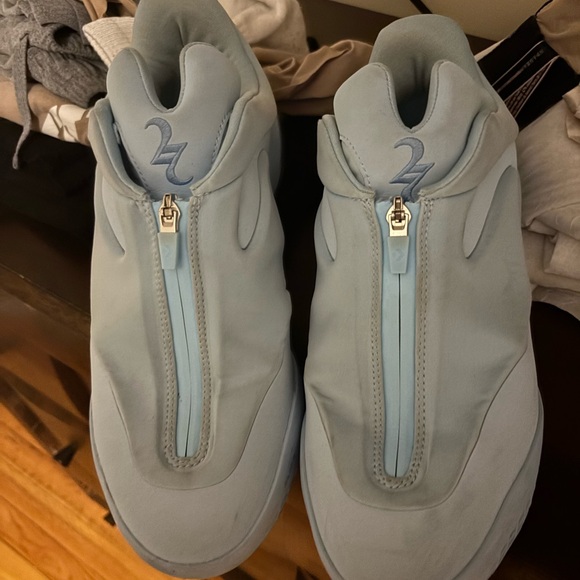 Shai Gilgeous-Alexander Other - Light Blue Shai Gilgeous-Alexander sneaker.